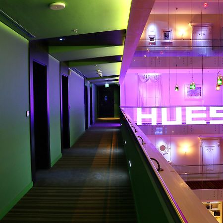 Hues Boutique Hotel Dubai Exterior foto