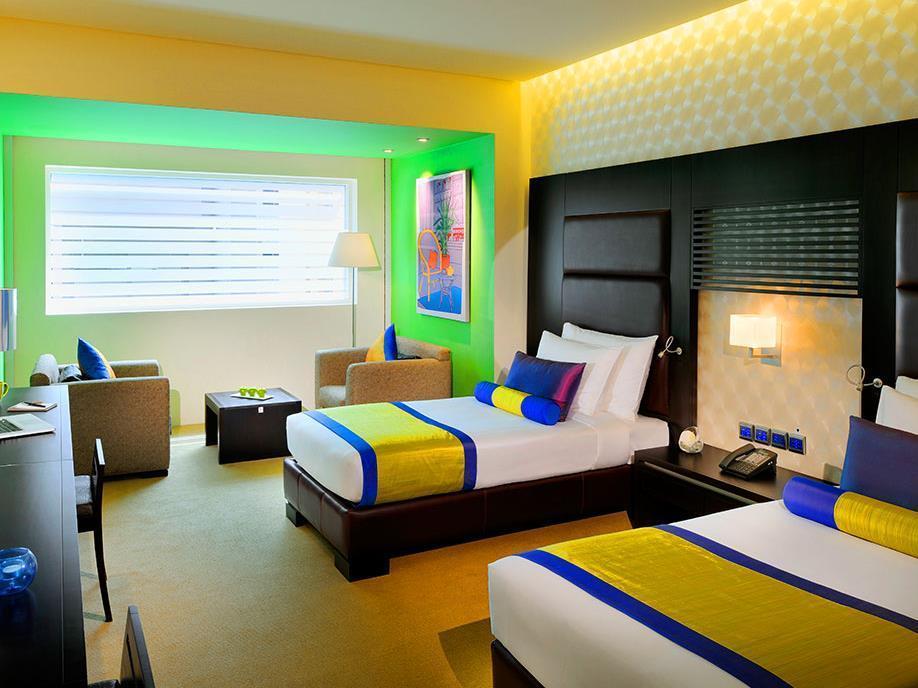 Hues Boutique Hotel Dubai Exterior foto