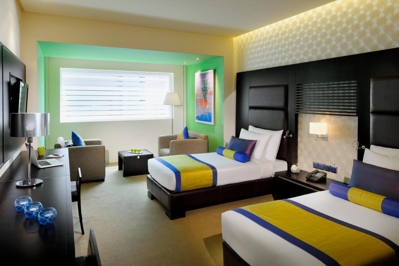 Hues Boutique Hotel Dubai Exterior foto