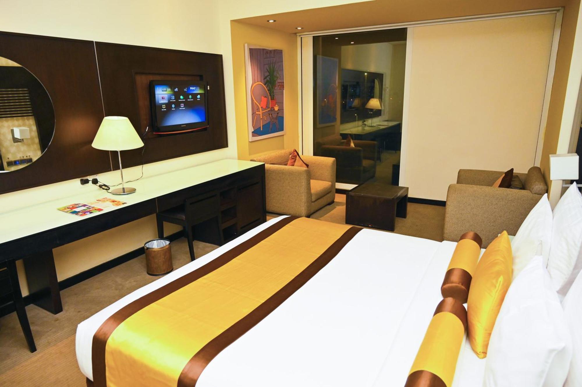 Hues Boutique Hotel Dubai Exterior foto